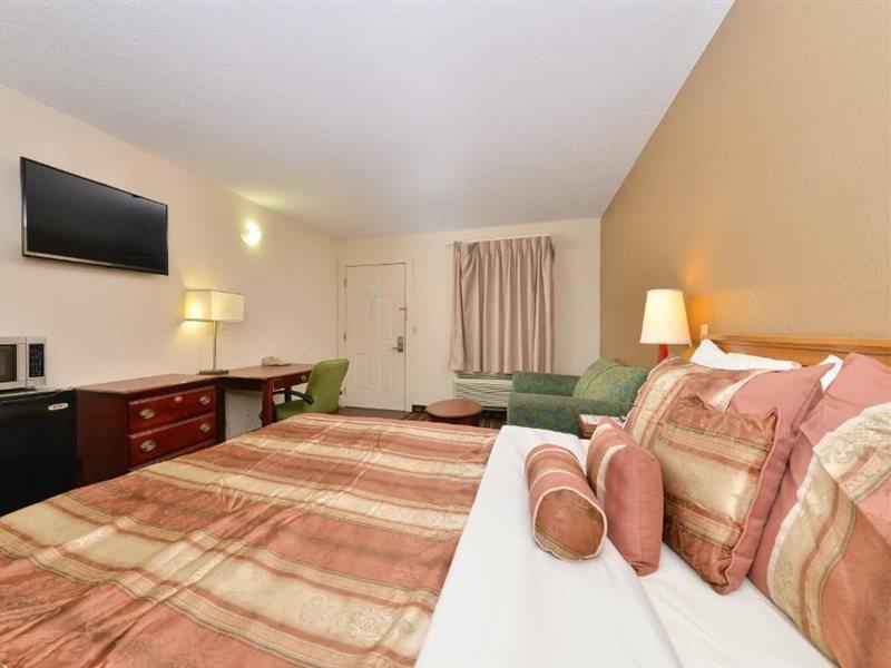 Rodeway Inn Nashville Eksteriør billede